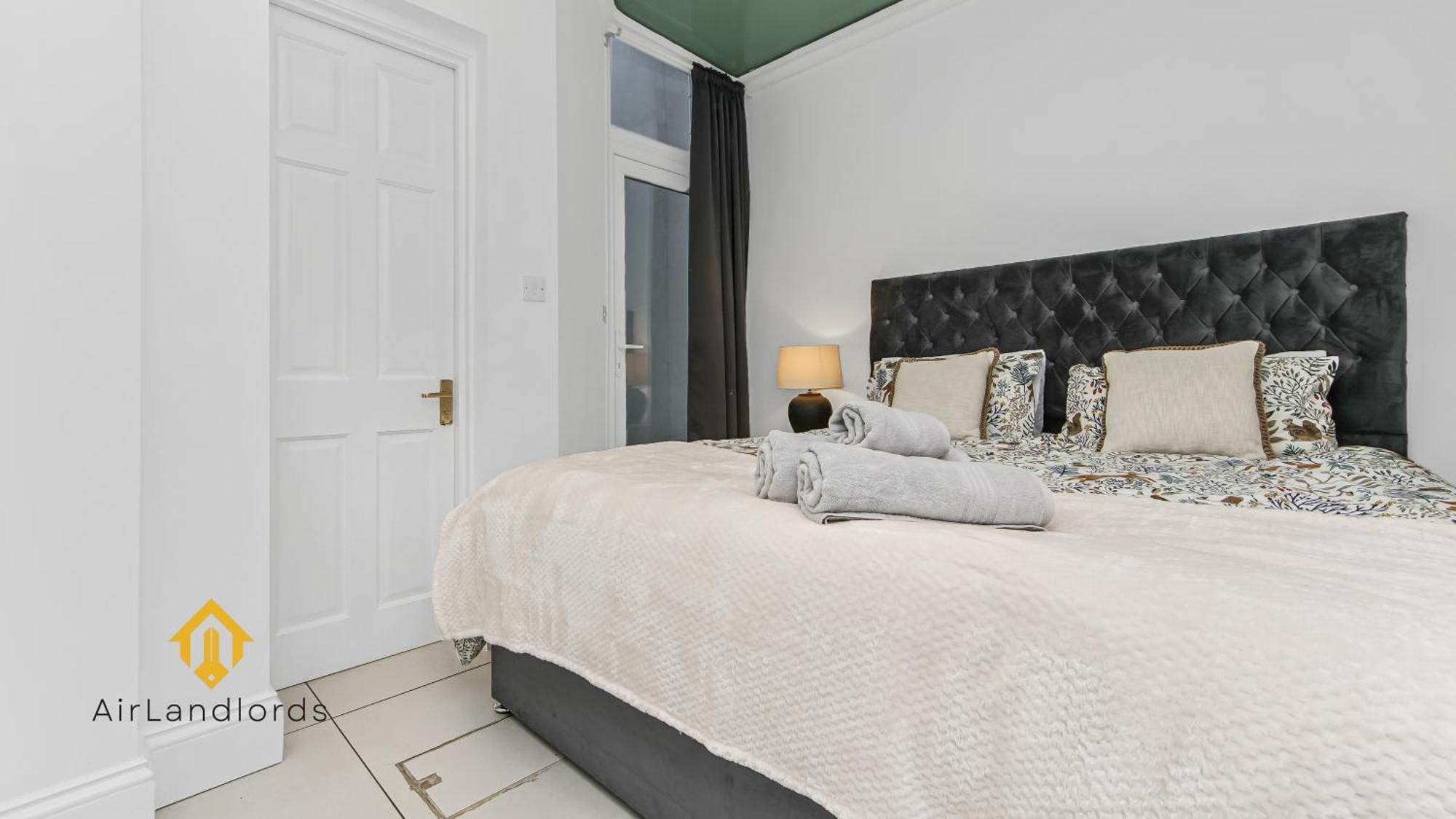 לונדון Exceptional 4 Bedroom House Paddington Station! מראה חיצוני תמונה